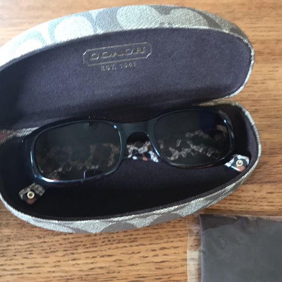 Coach sunglasses and case - Picture 2 of 11